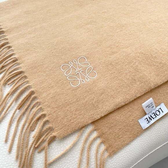 Loewe logo Scarf - Picture 6 of 7